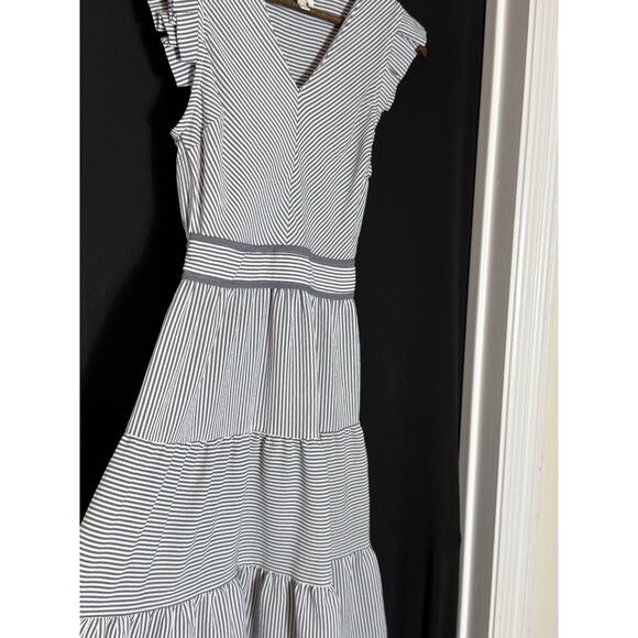 Monteau Los Angeles Dress Grey White Stripe Fit Flare Dress Small Cap Sleeve - Picture 7 of 8